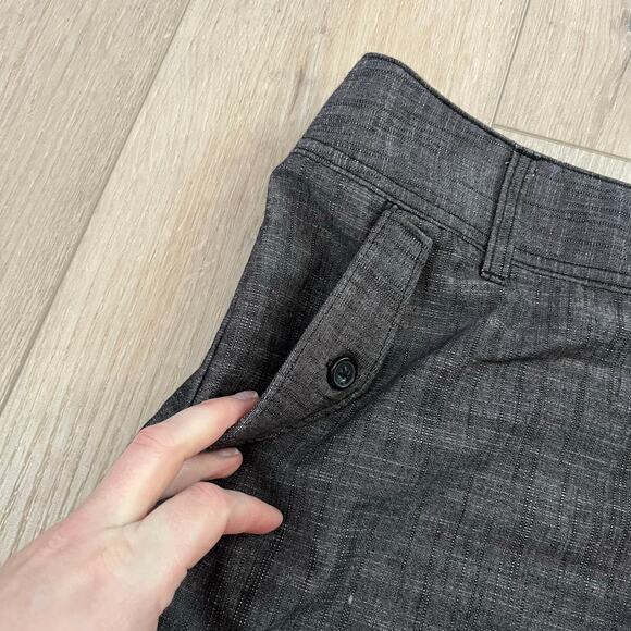 Daisy Fuentes Women’s Onyx Crosshatch Shorts Size 12 - Picture 3 of 8